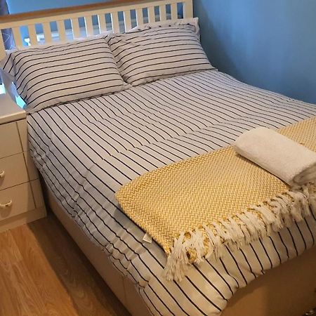 Crystal House 10Min To Manchester City Centre Ideal For Work And Leisure Exterior photo