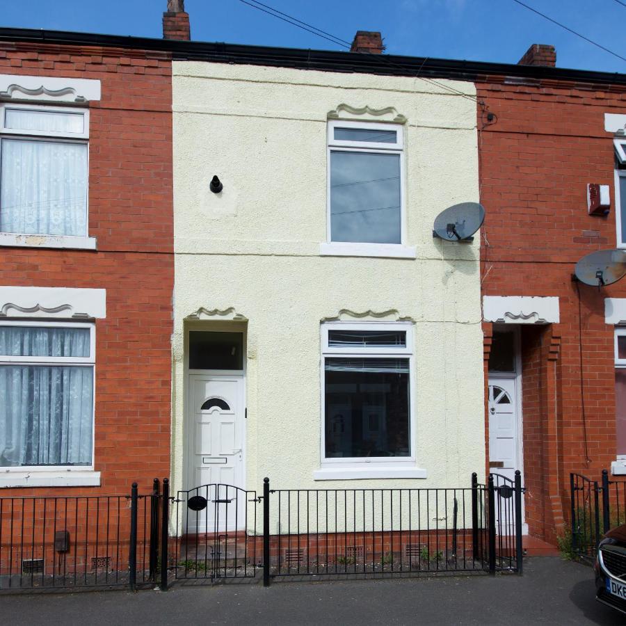 Crystal House 10Min To Manchester City Centre Ideal For Work And Leisure Exterior photo